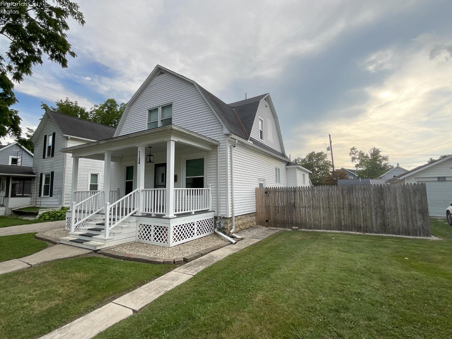 1124 White Avenue