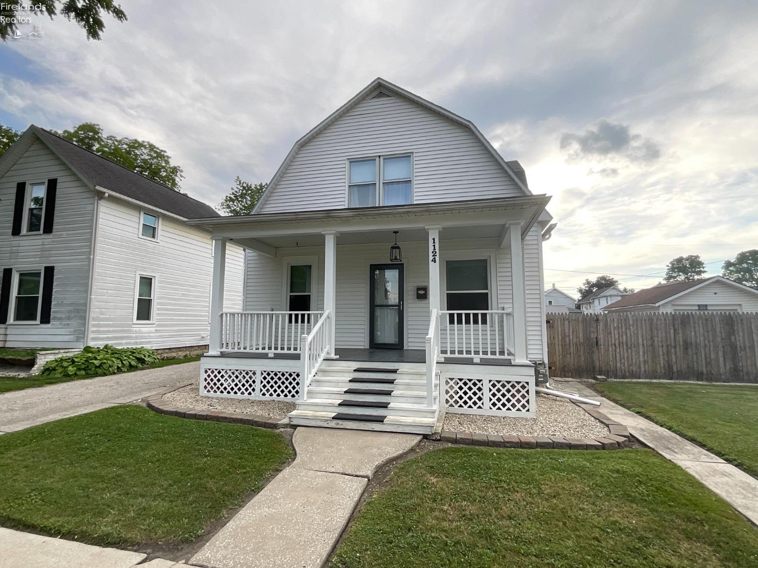 1124 White Avenue