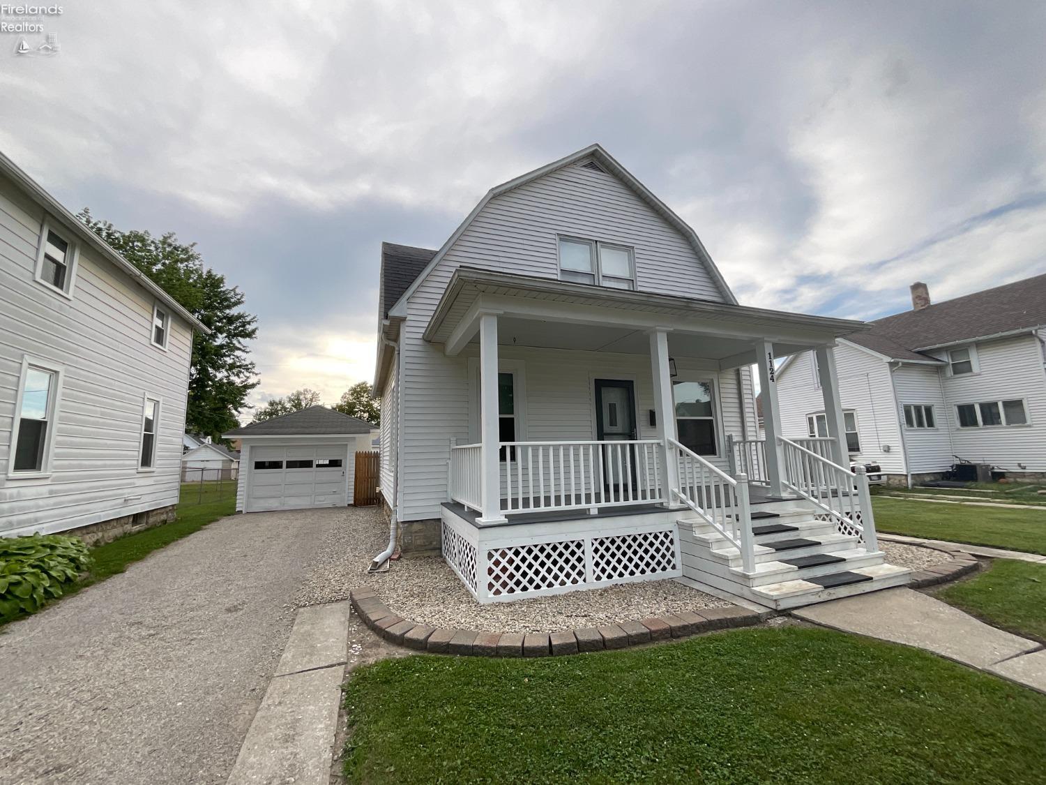 1124 White Avenue