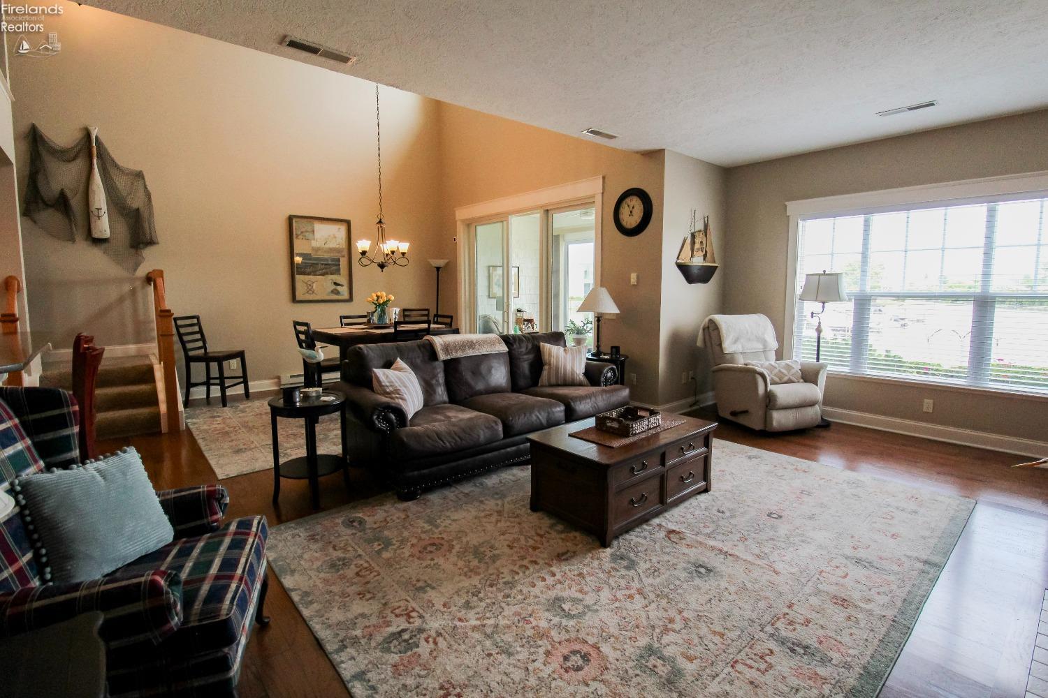 5303 Swan Drive G2