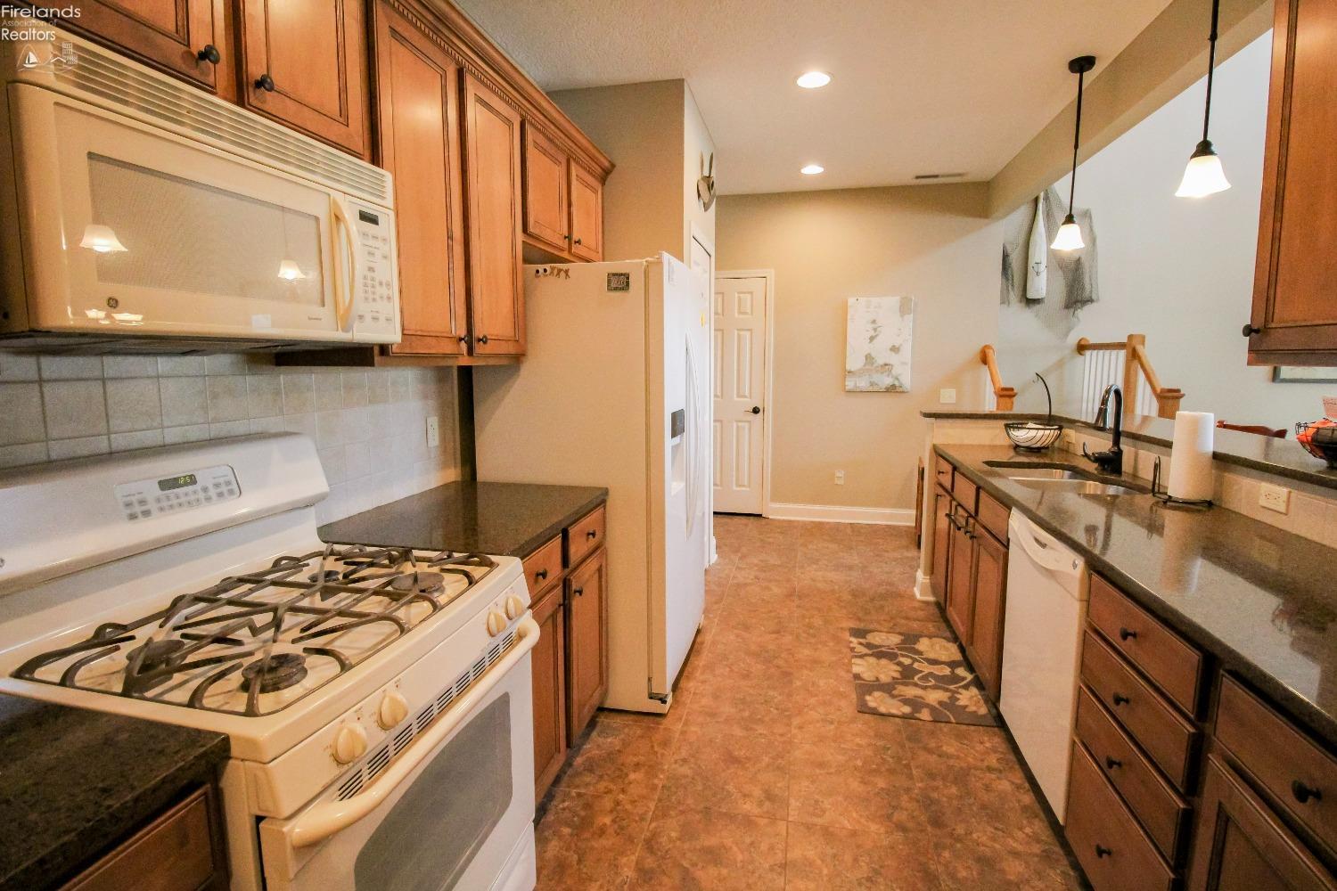 5303 Swan Drive G2