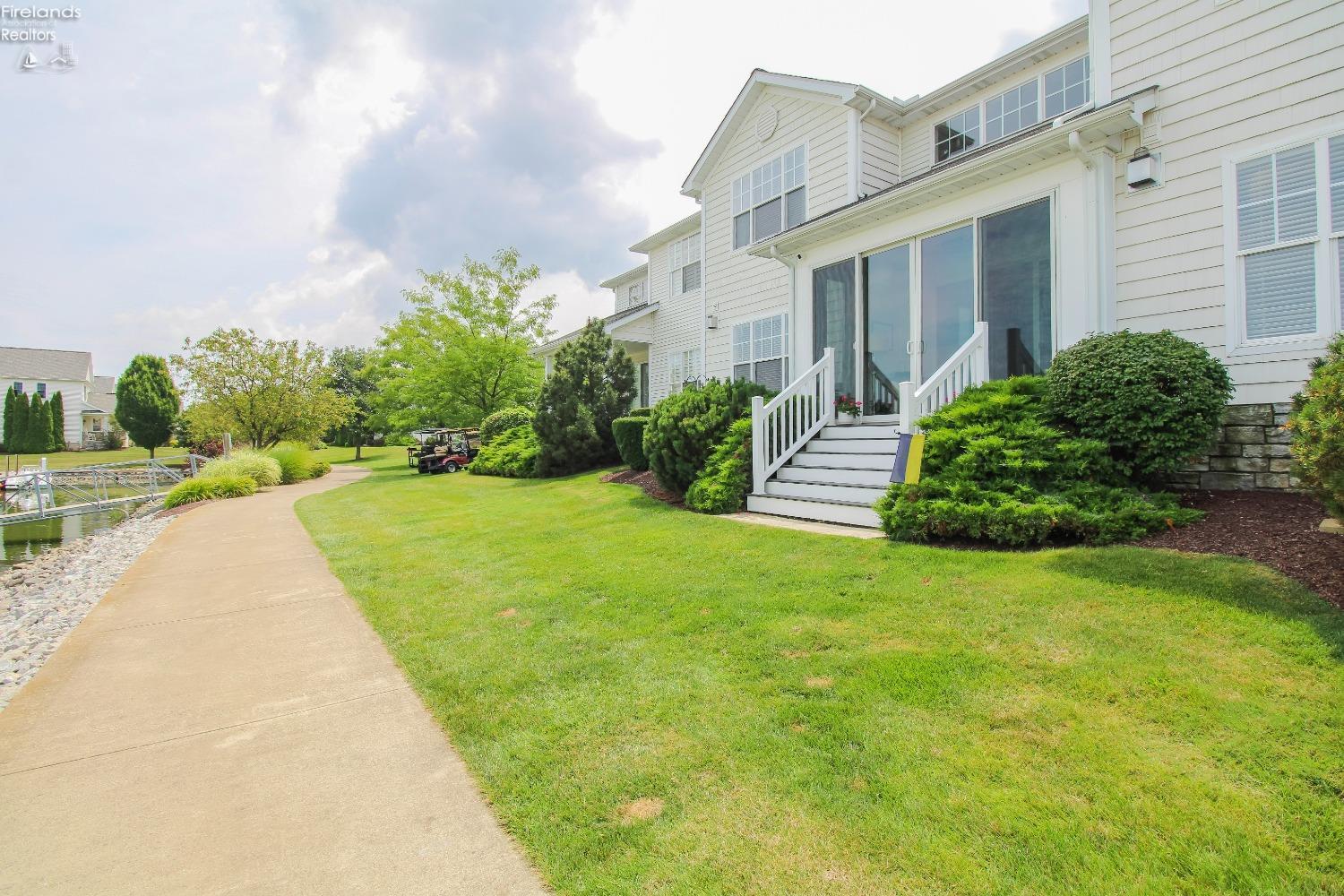 5303 Swan Drive G2
