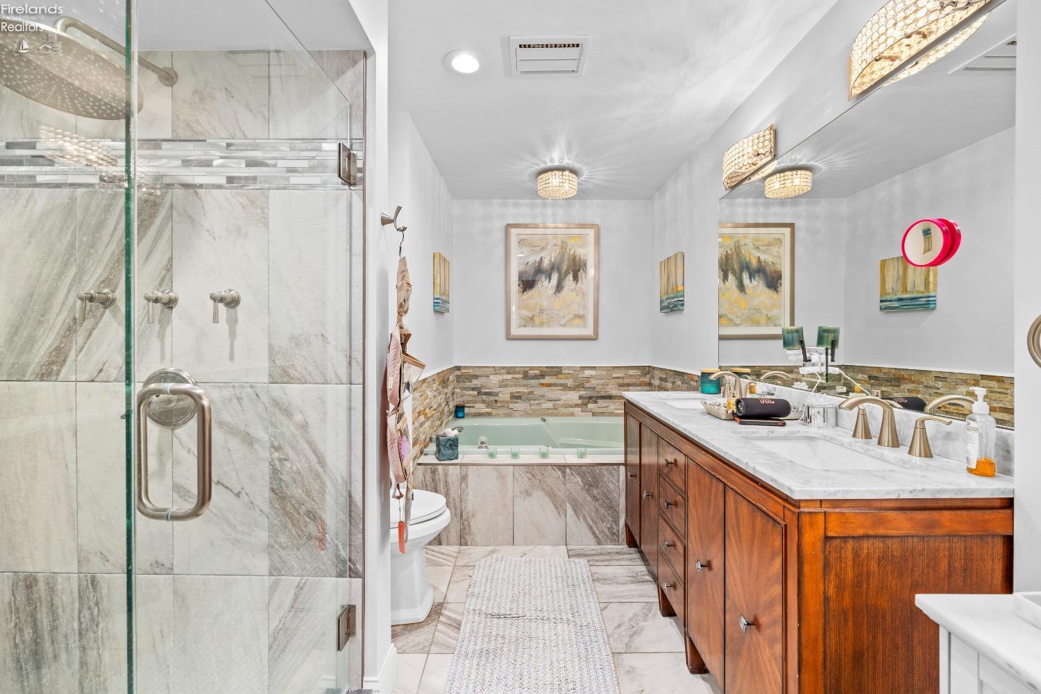 2211 Pebblebrook Rd. 5B