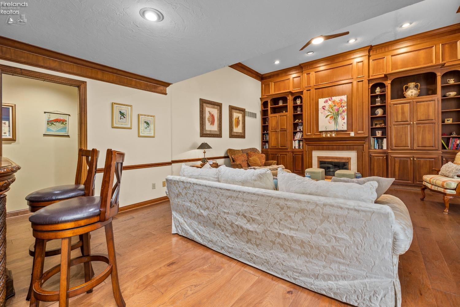 2211 Pebblebrook Rd. 5B