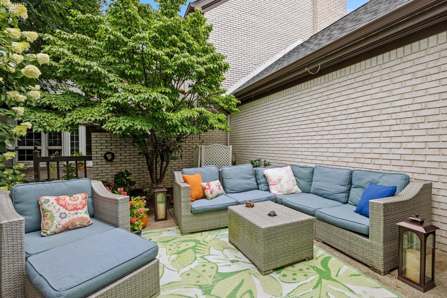 2211 Pebblebrook Rd. 5B