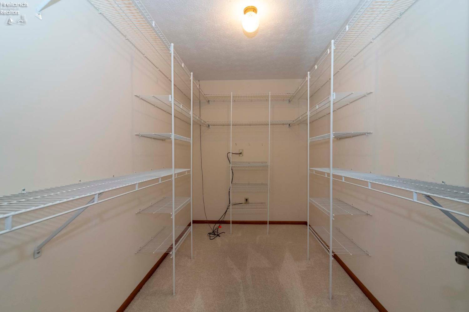 3417 Willow Glen