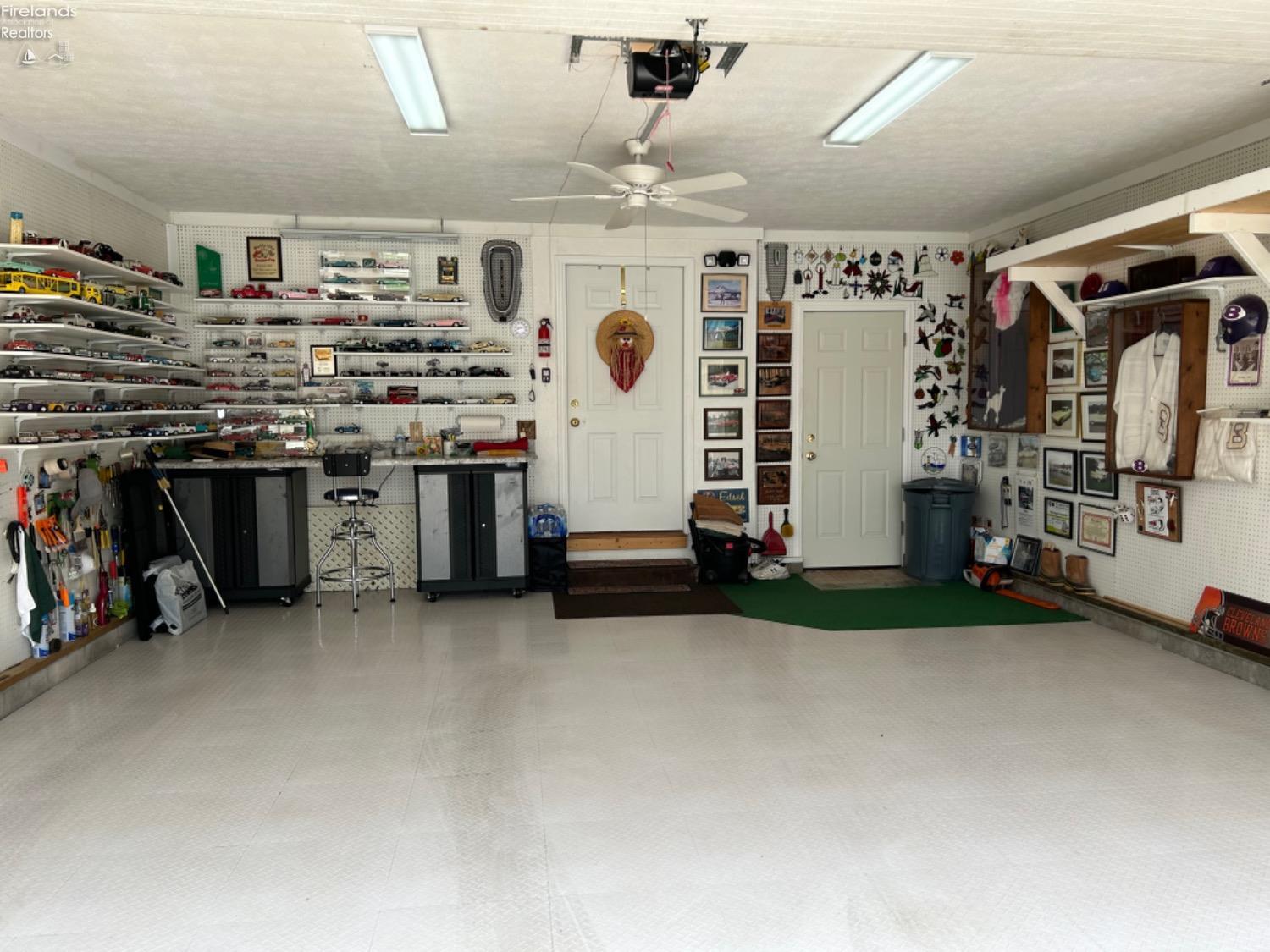 534 N Erie Beach Road