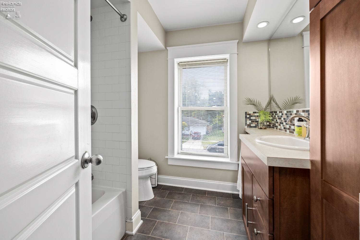 230 Washington Street