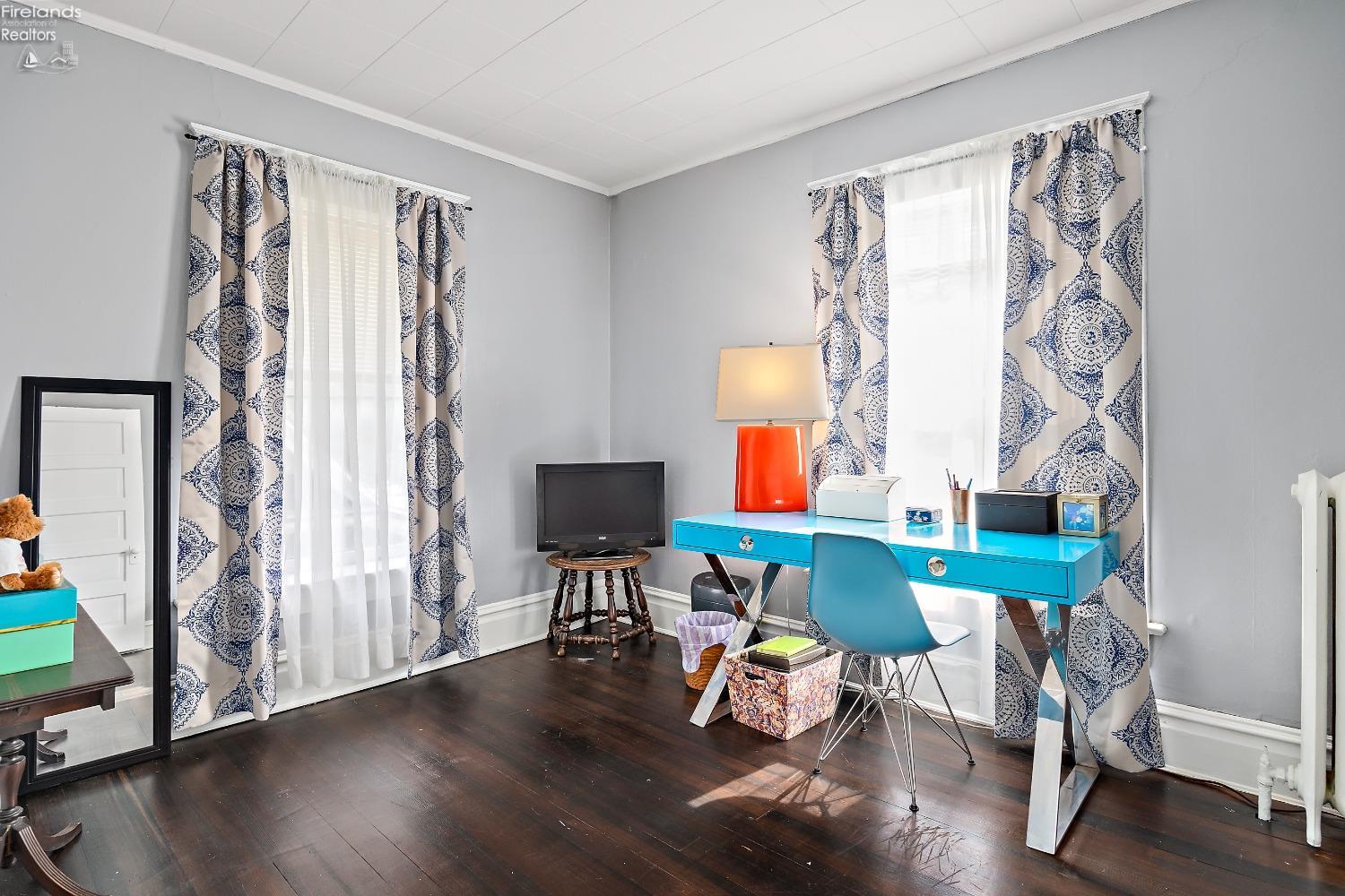 230 Washington Street