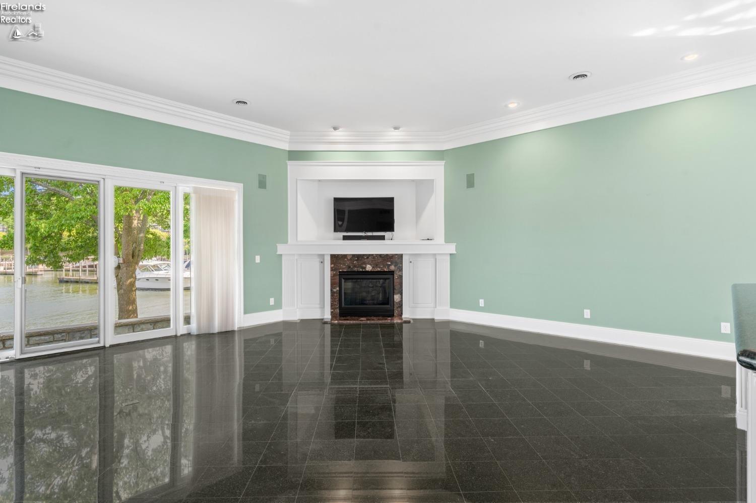 4251 E Marin Lakes Drive