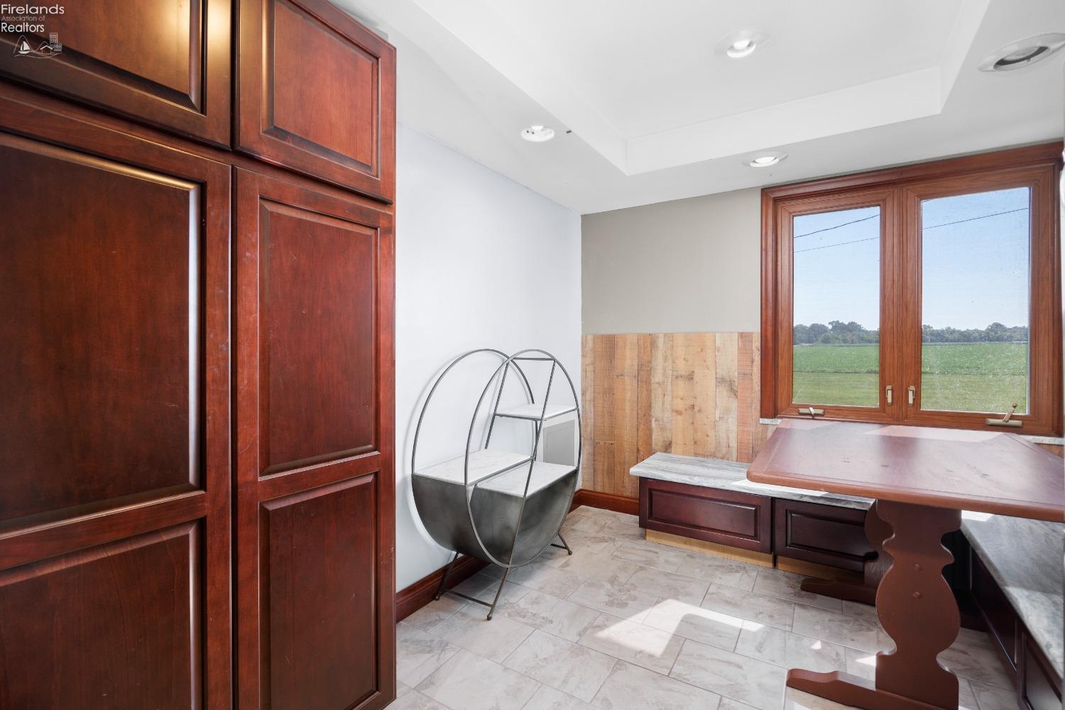 11116 Strecker Road