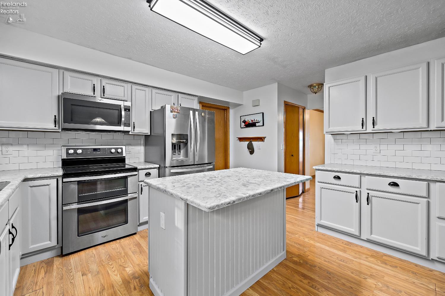 4059 Angela Lane