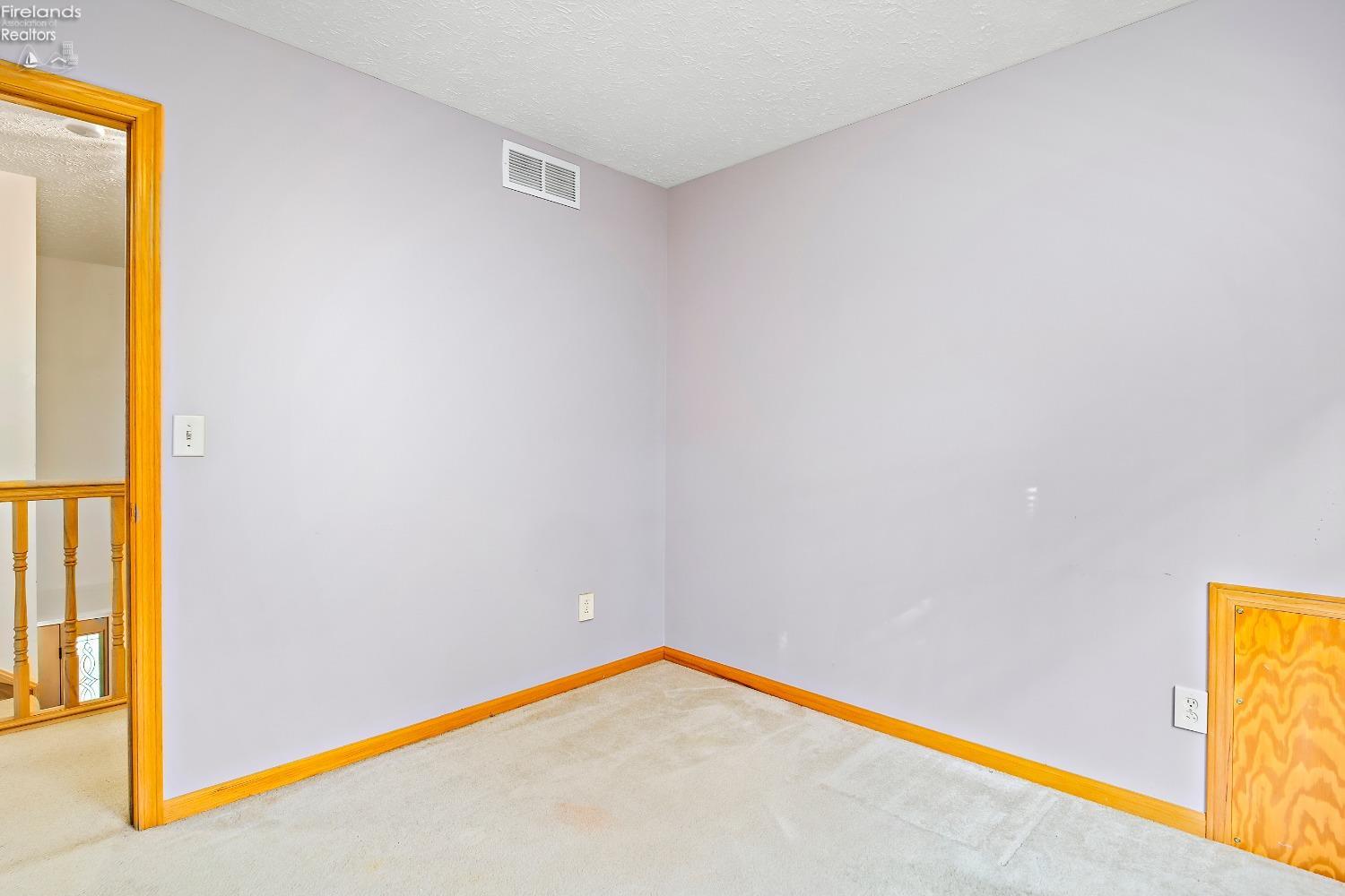 4059 Angela Lane