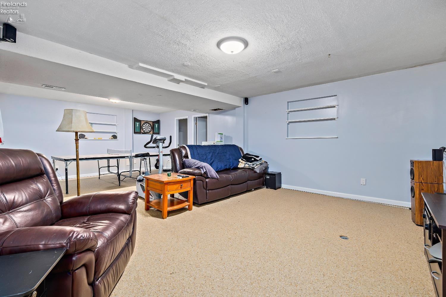 4059 Angela Lane