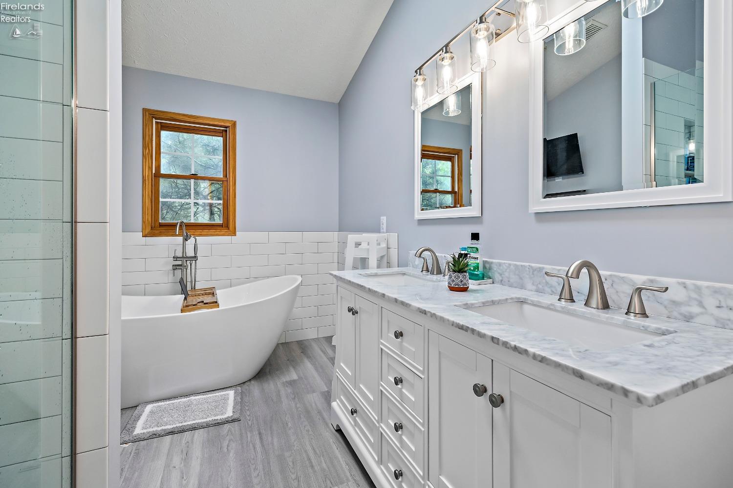4059 Angela Lane