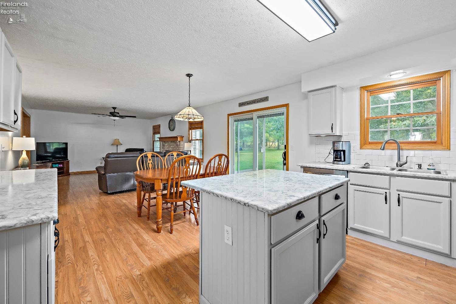 4059 Angela Lane
