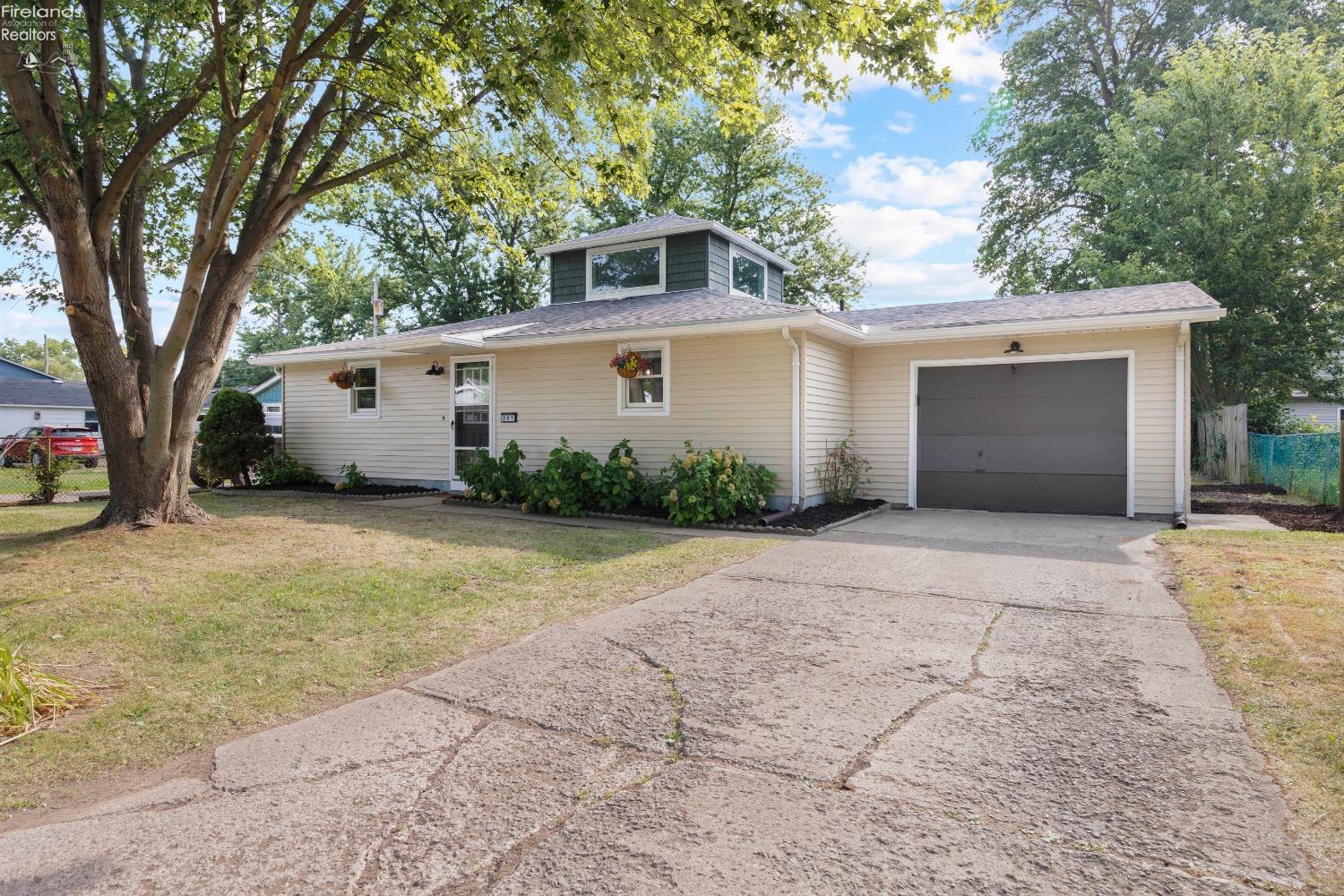 267 Woodridge Rd