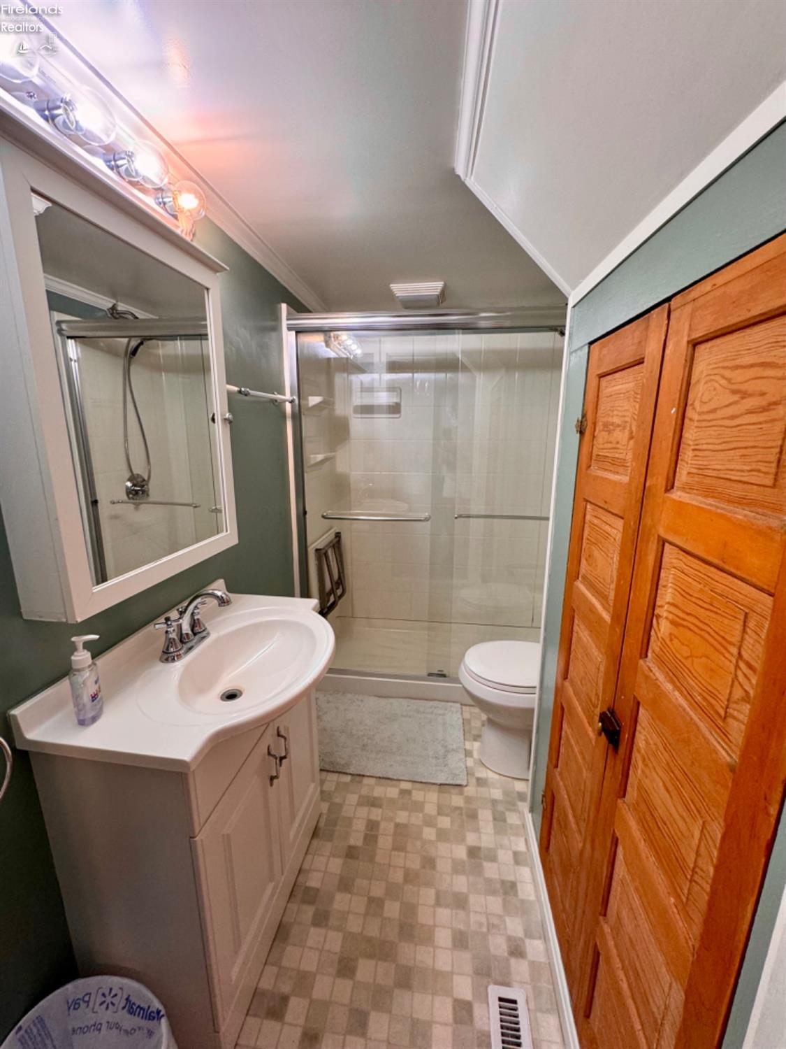 301 W 3rd Street