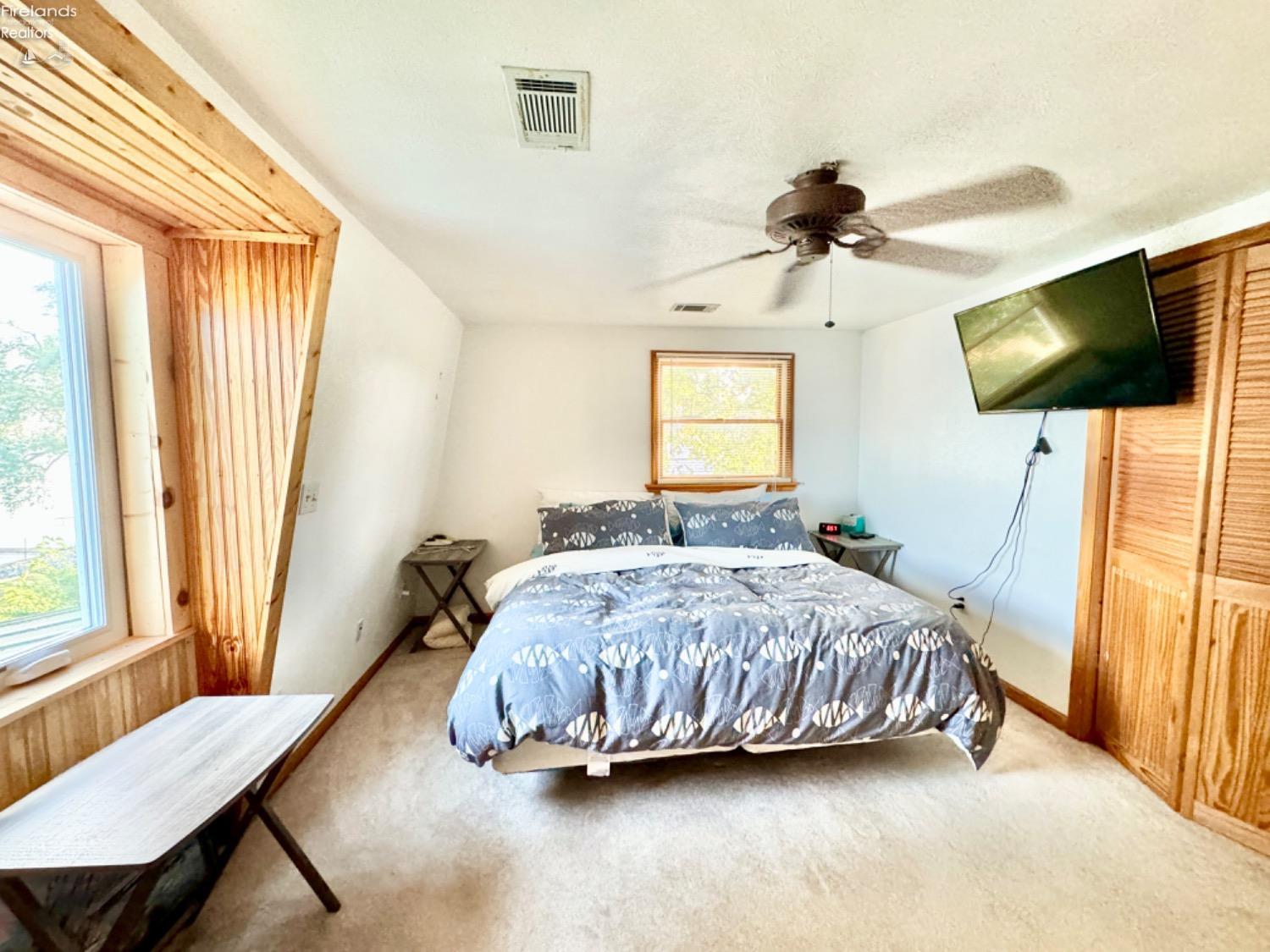 1060 E Hickory Grove Road