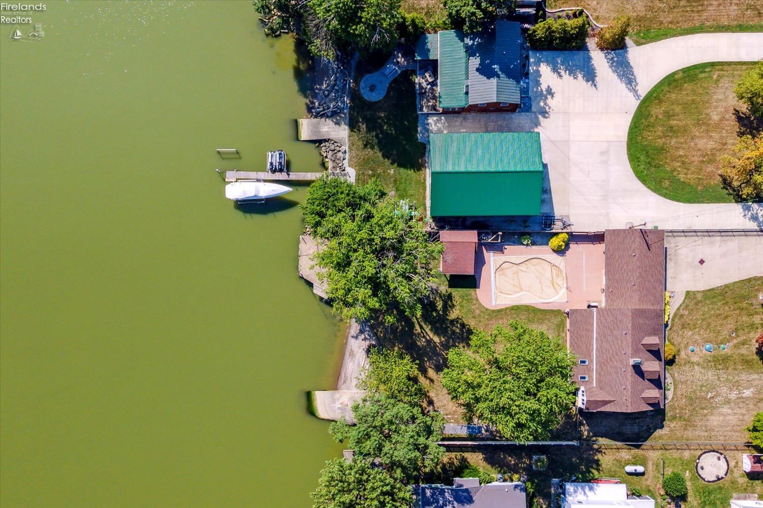 1060 E Hickory Grove Road