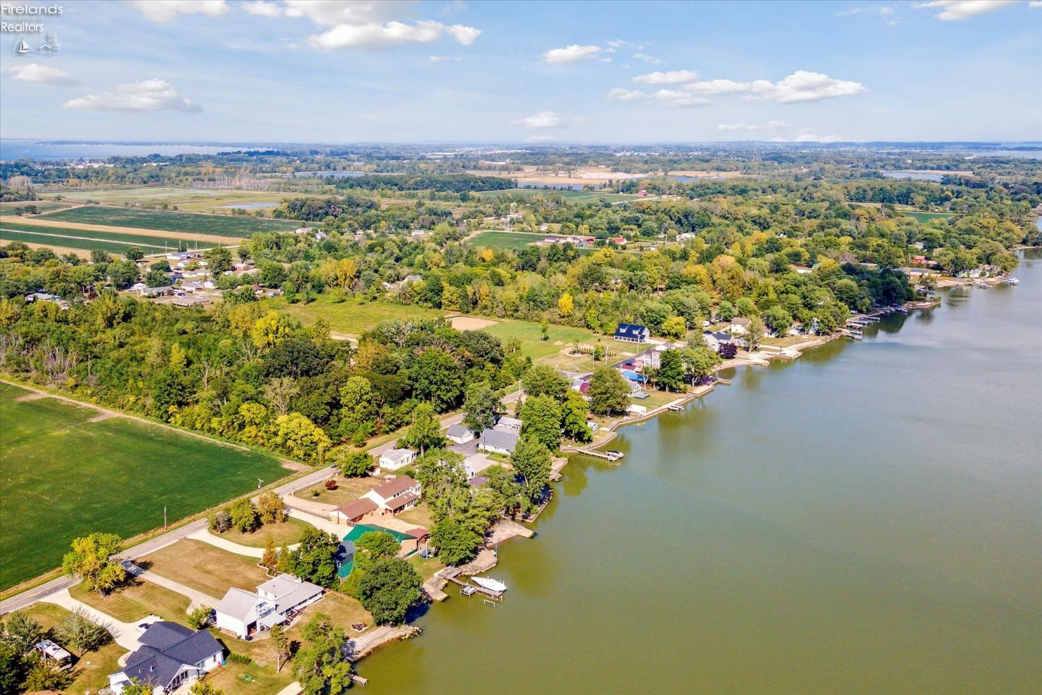 1060 E Hickory Grove Road