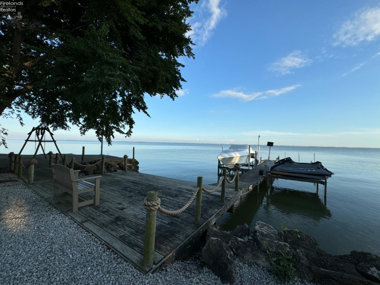 1060 E Hickory Grove Road