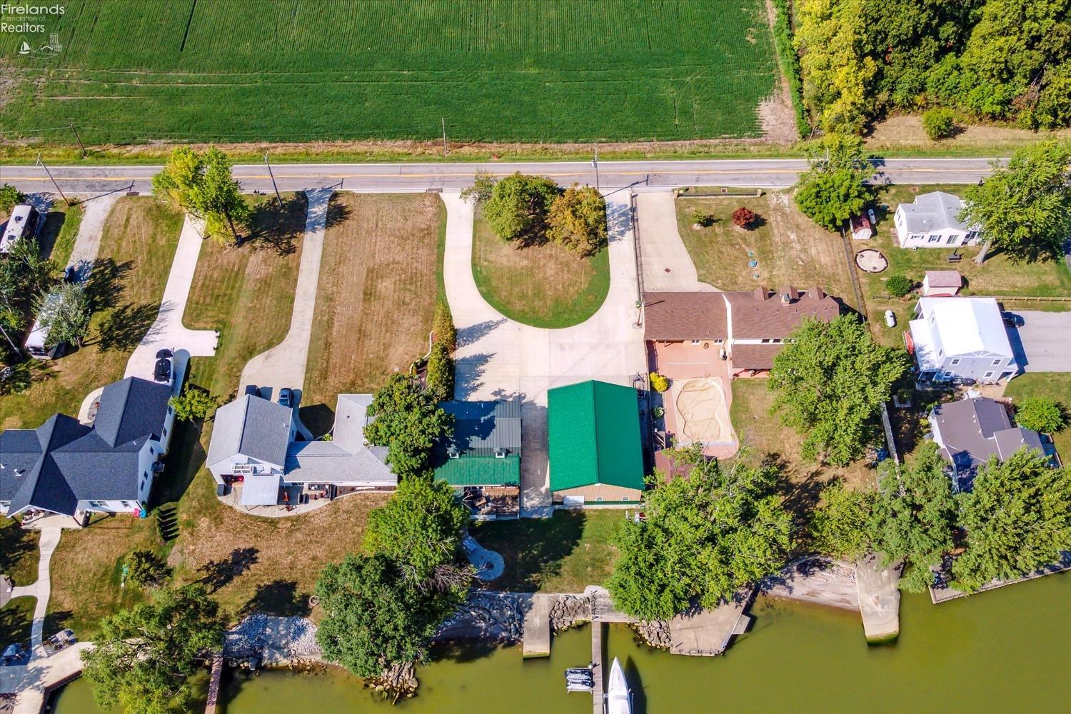 1060 E Hickory Grove Road