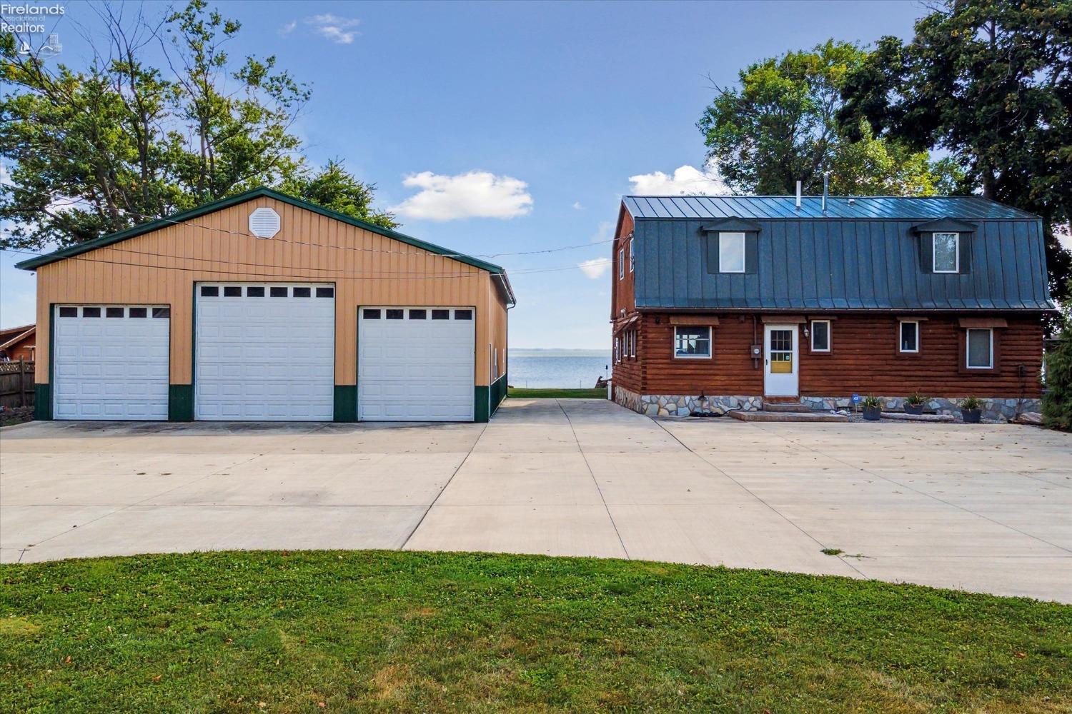 1060 E Hickory Grove Road