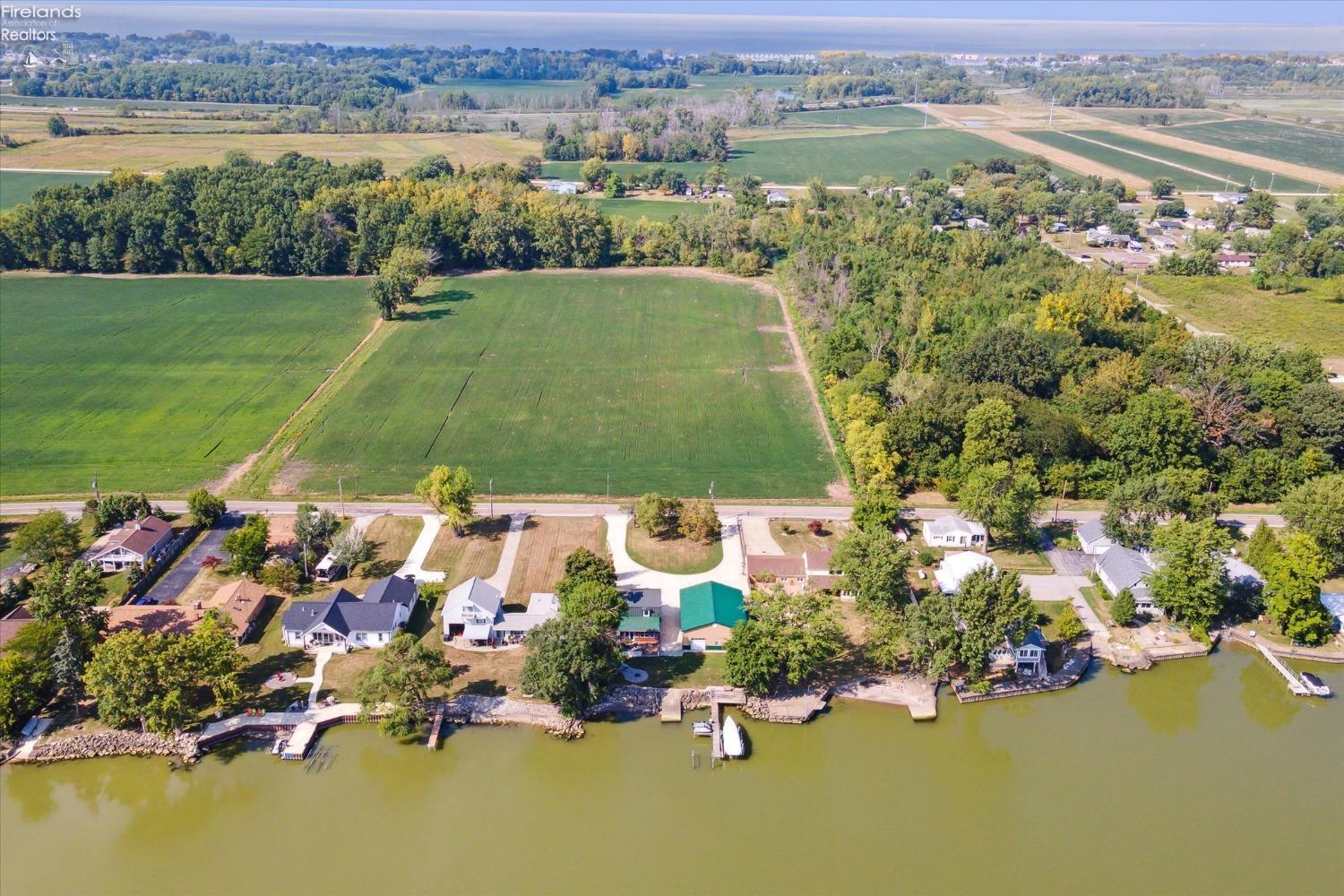 1086 E Hickory Grove Road