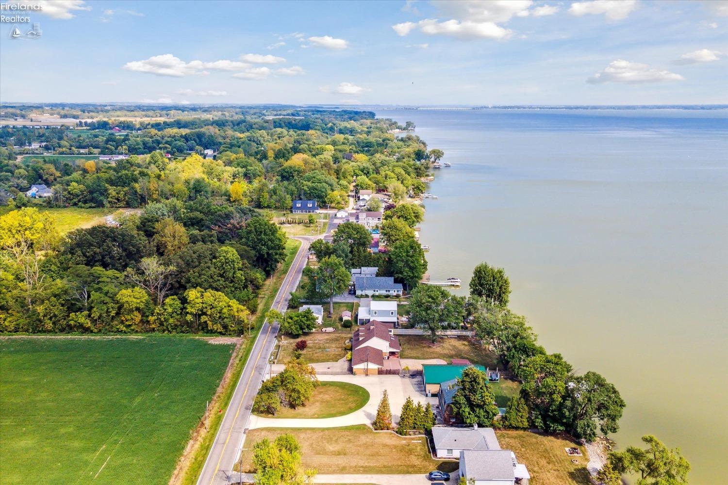 1086 E Hickory Grove Road