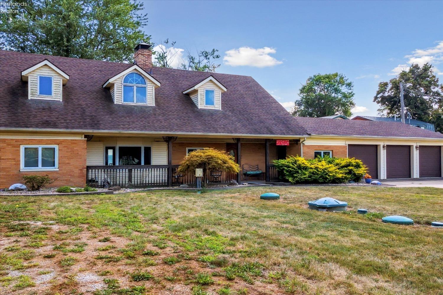 1086 E Hickory Grove Road