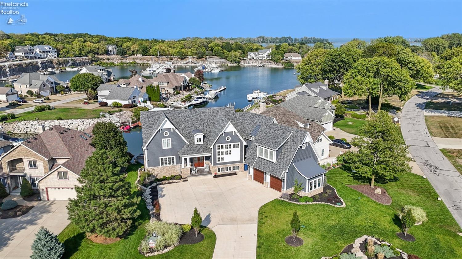 4423 E Forest Glen Lane Lane