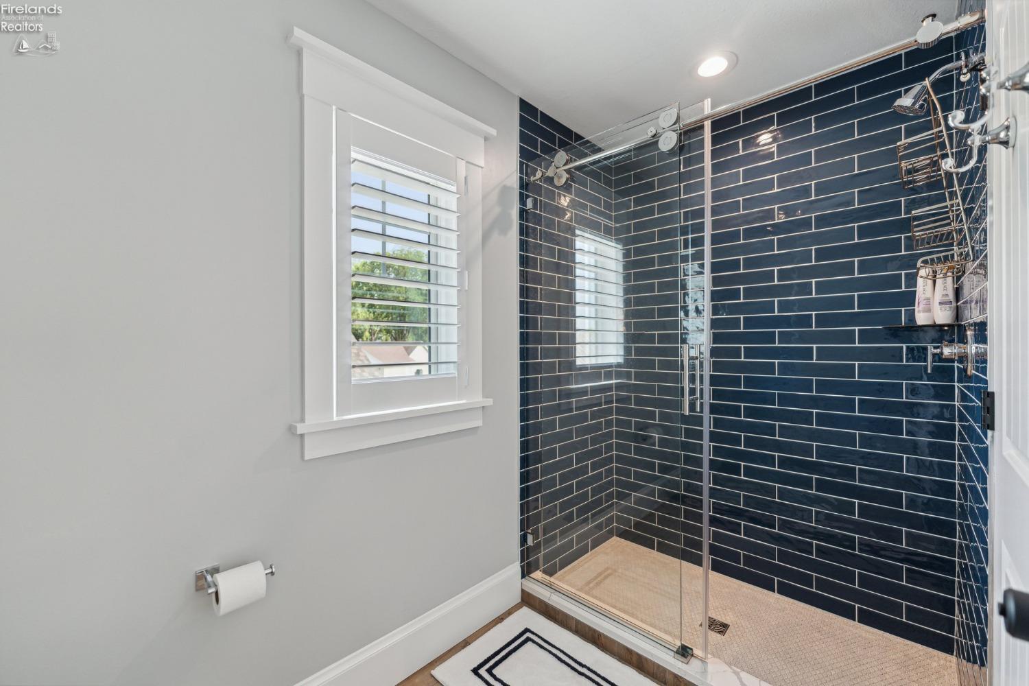 4423 E Forest Glen Lane Lane