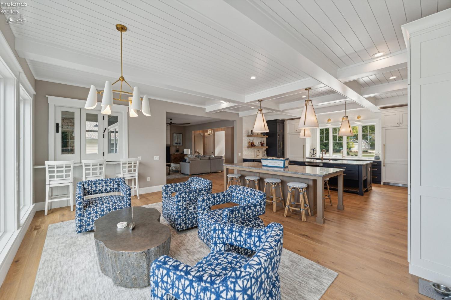 4423 E Forest Glen Lane Lane