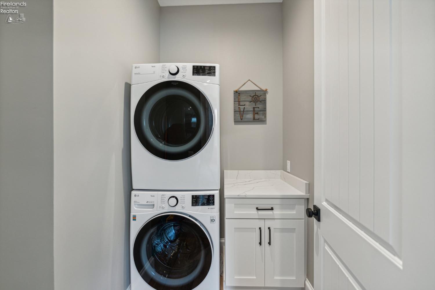 4423 E Forest Glen Lane Lane