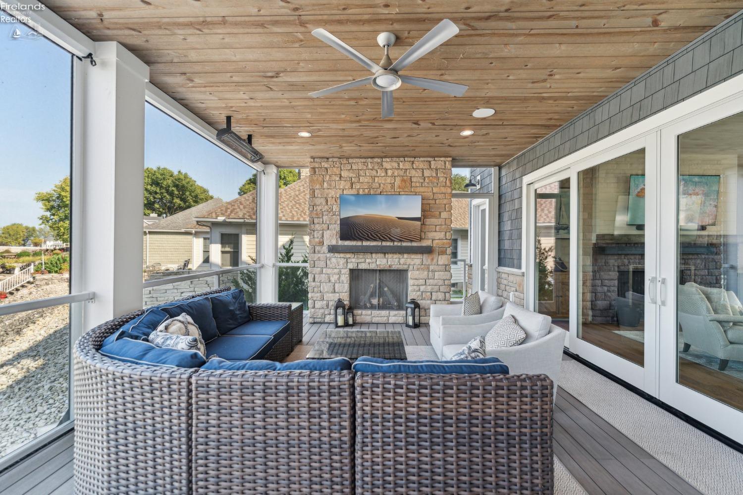 4423 E Forest Glen Lane Lane