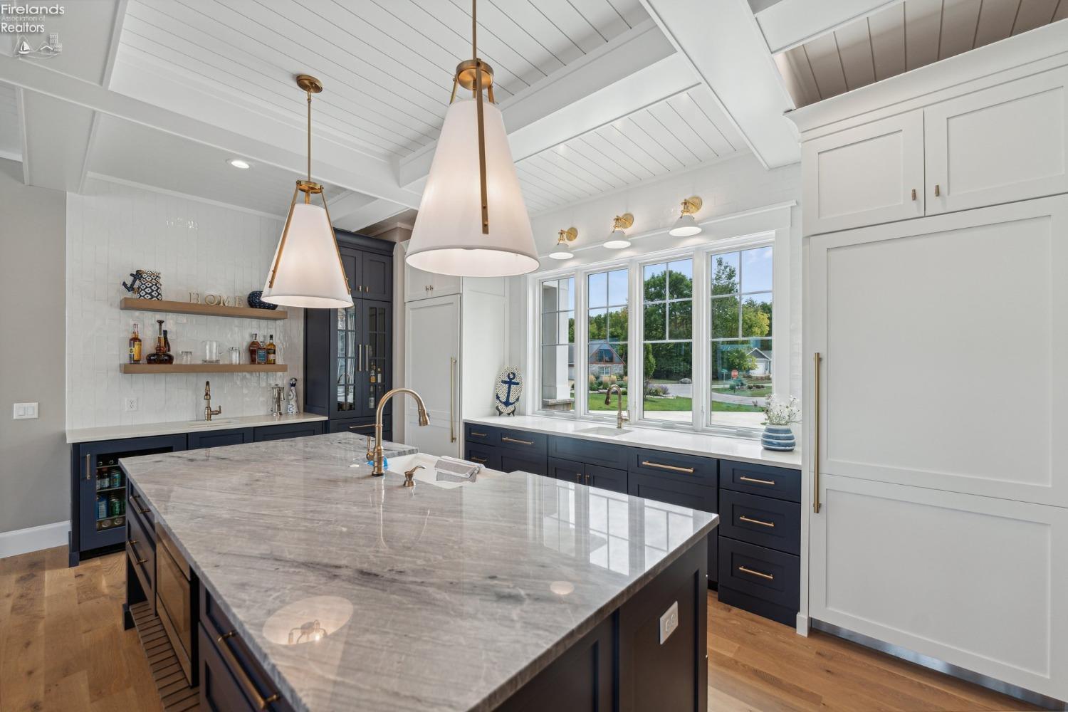 4423 E Forest Glen Lane Lane