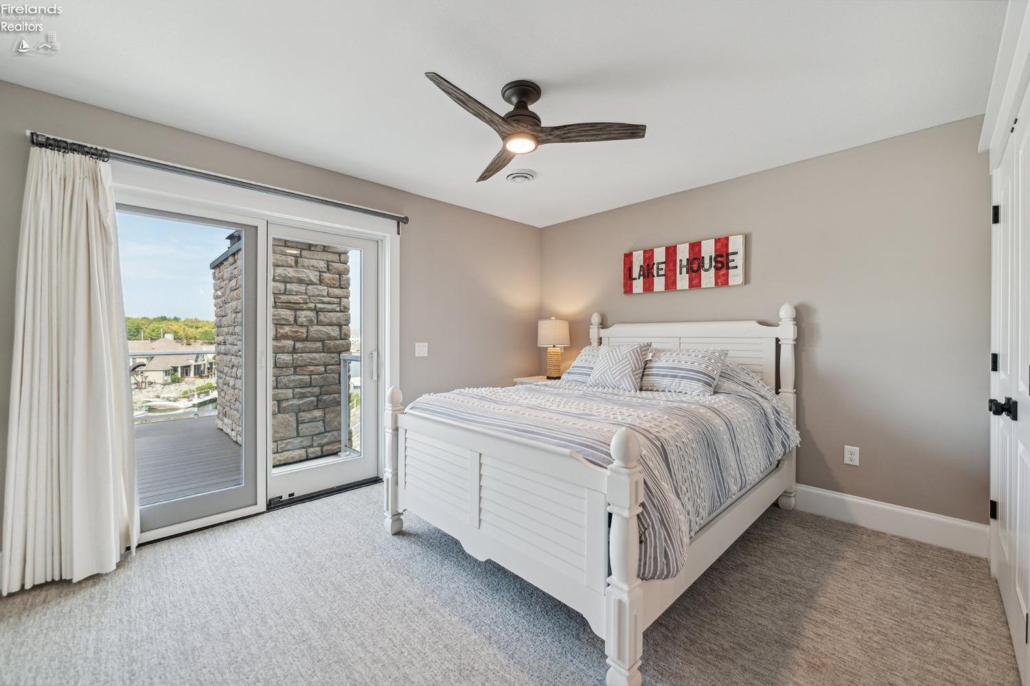 4423 E Forest Glen Lane Lane