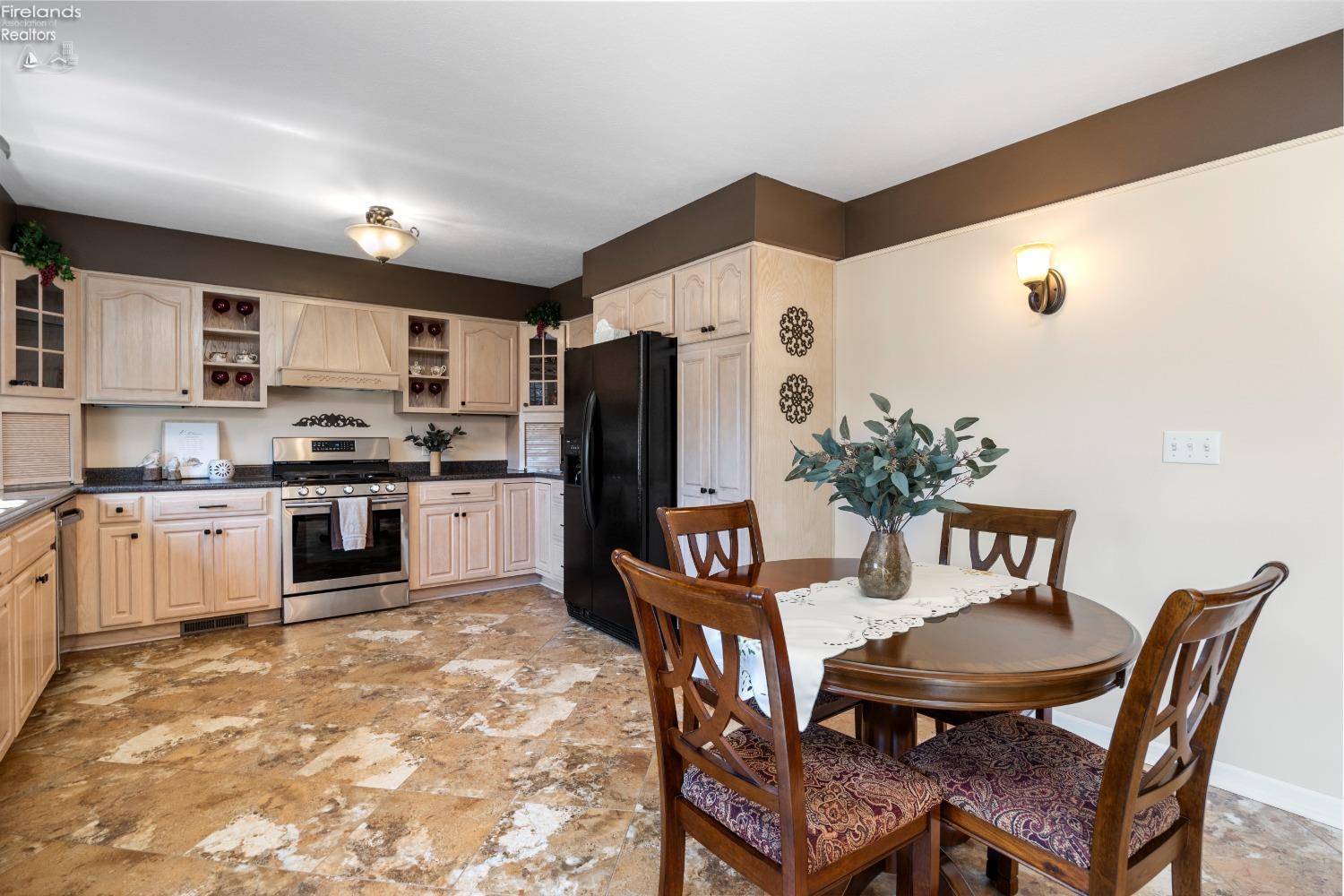 549 Co Rd 157