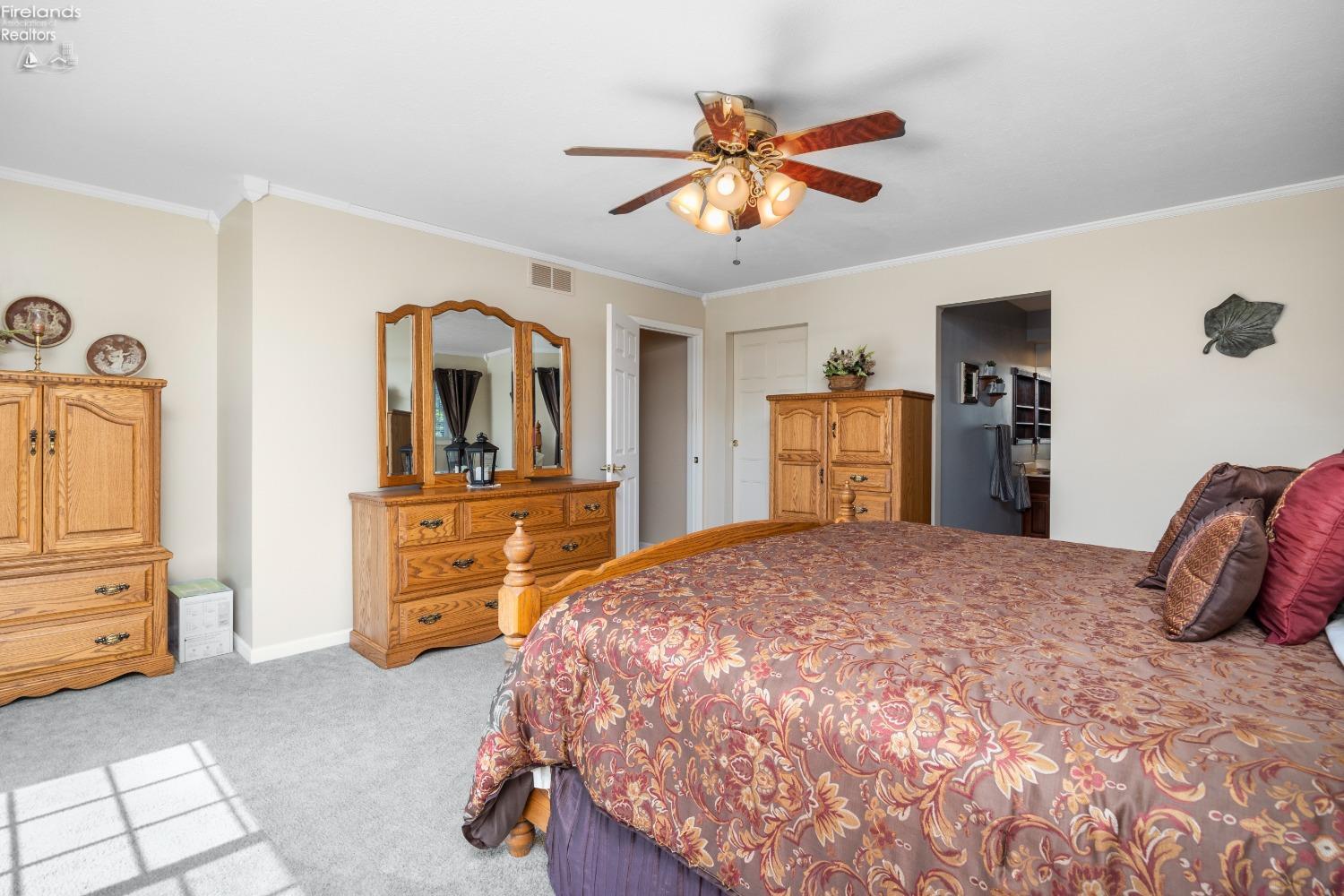 549 Co Rd 157