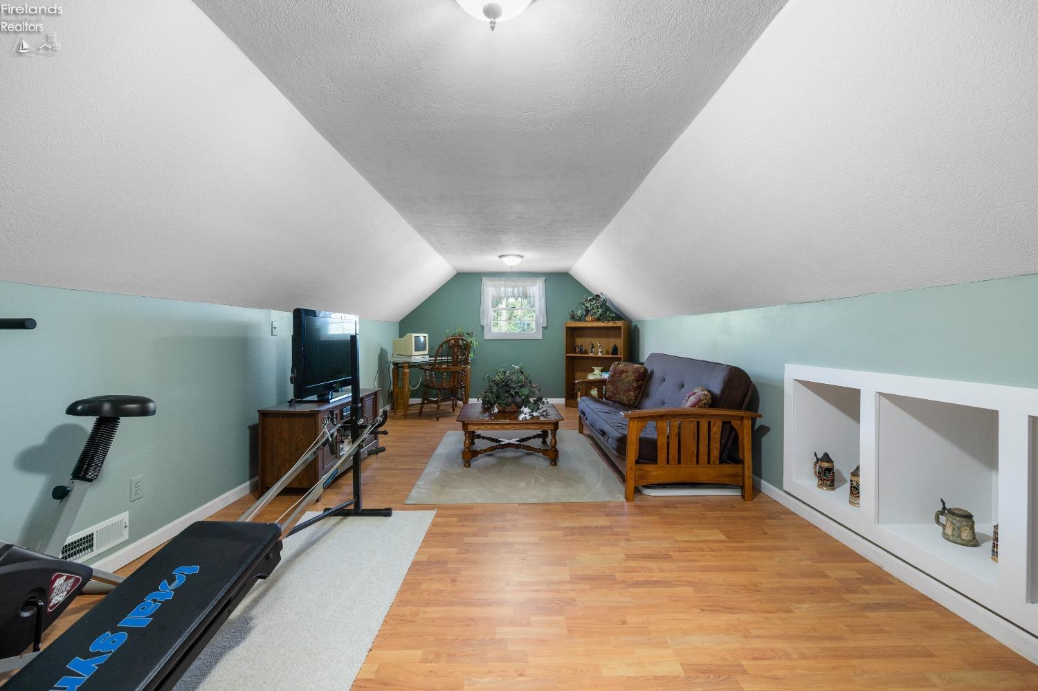 549 Co Rd 157