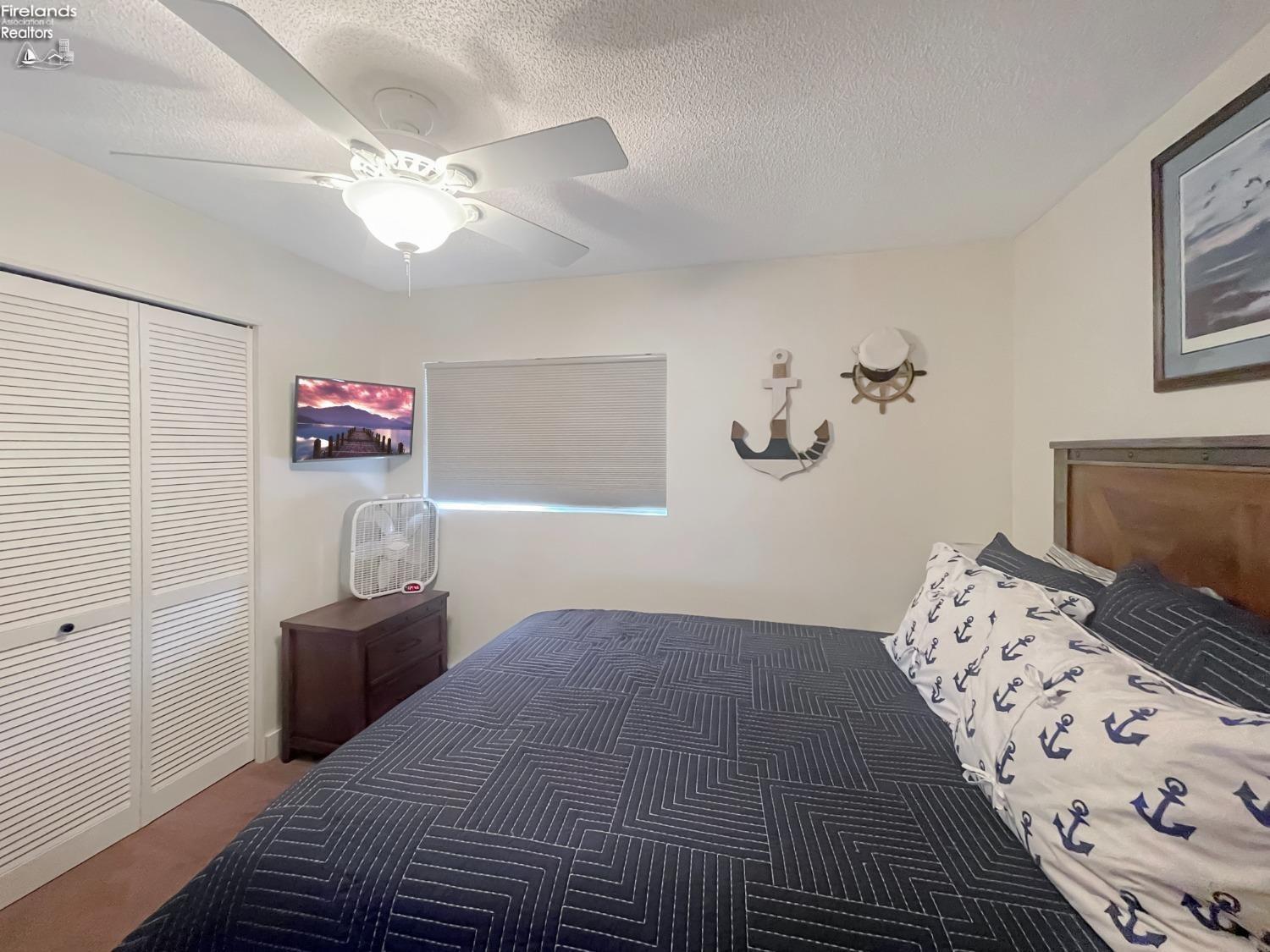 6316 N Harris Harbor Drive