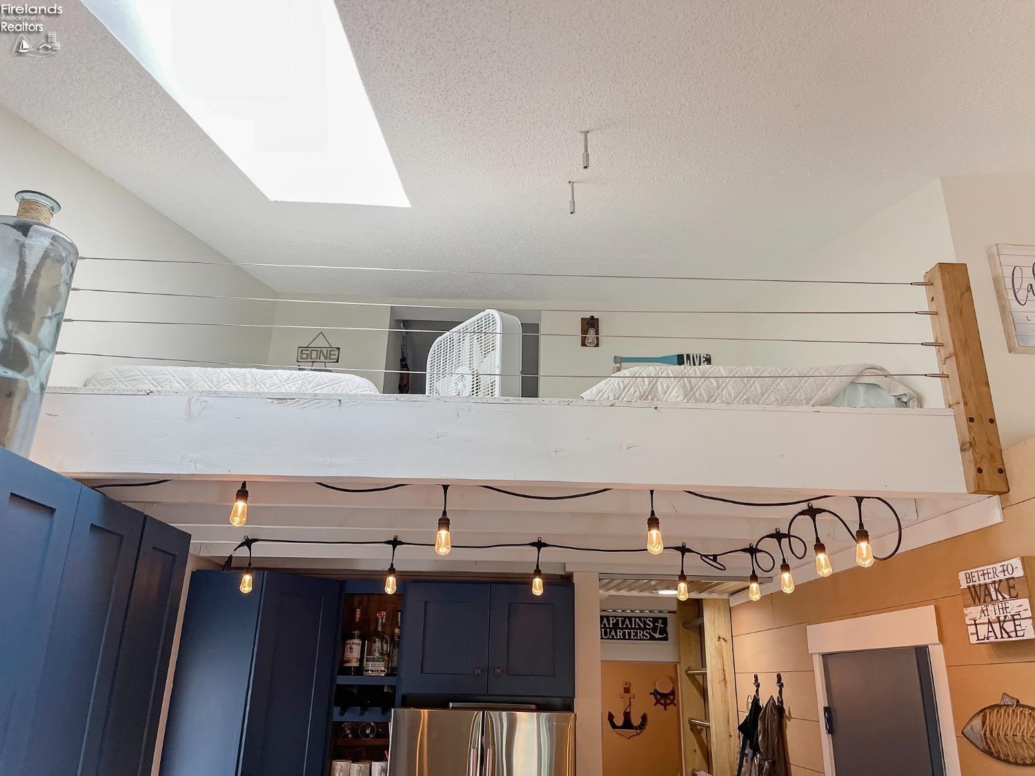 6316 N Harris Harbor Drive