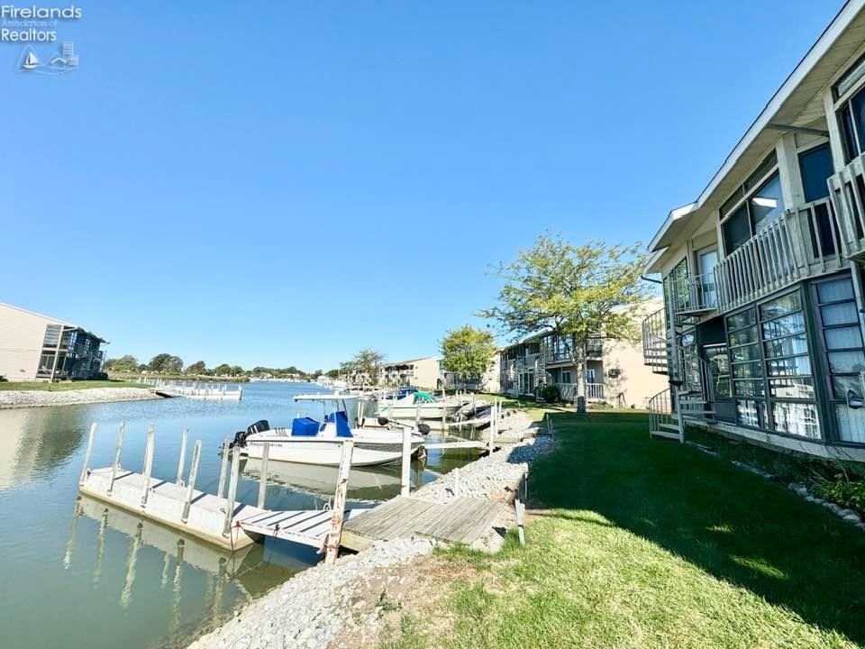 6316 N Harris Harbor Drive