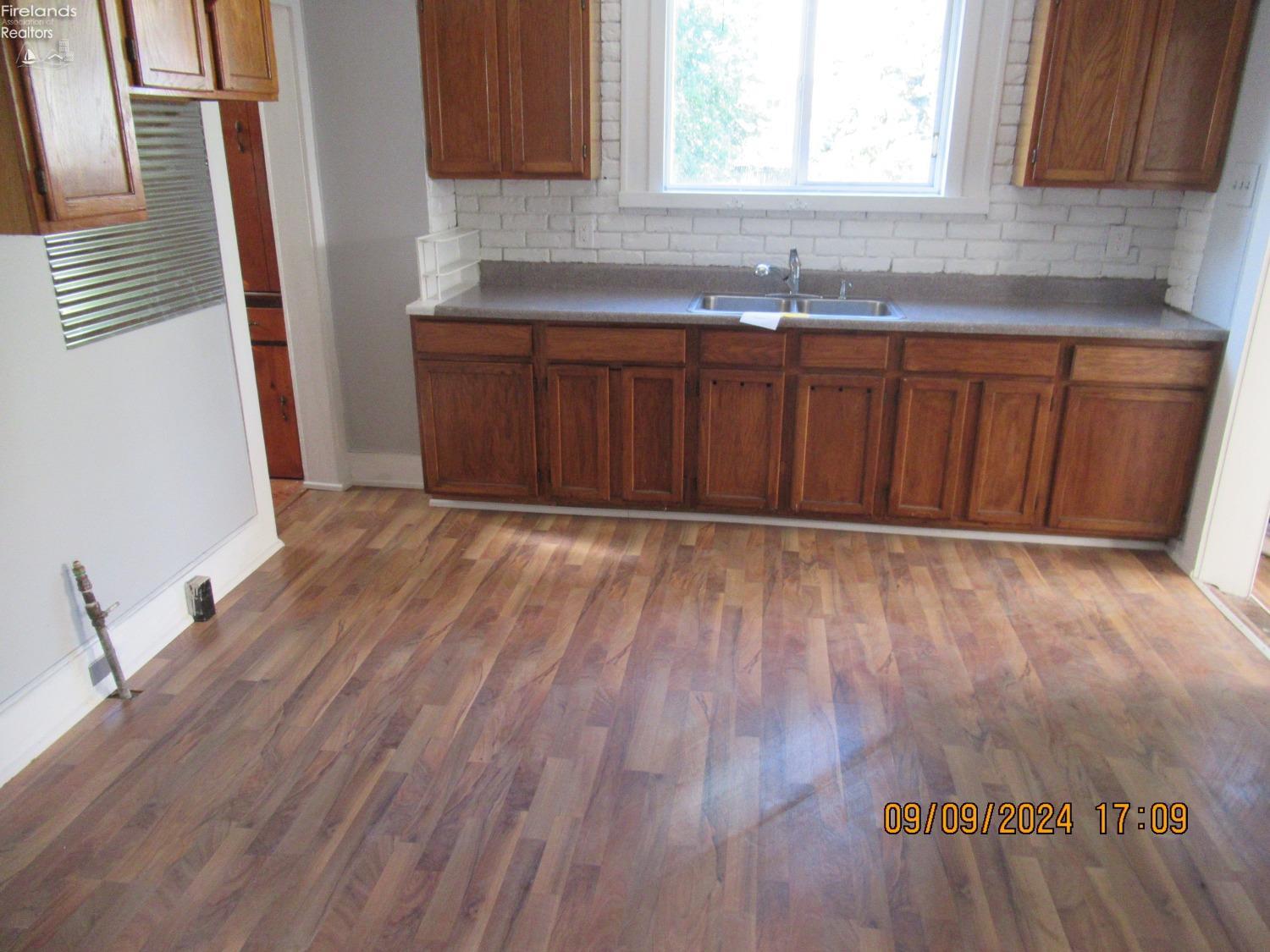 415 Taylor