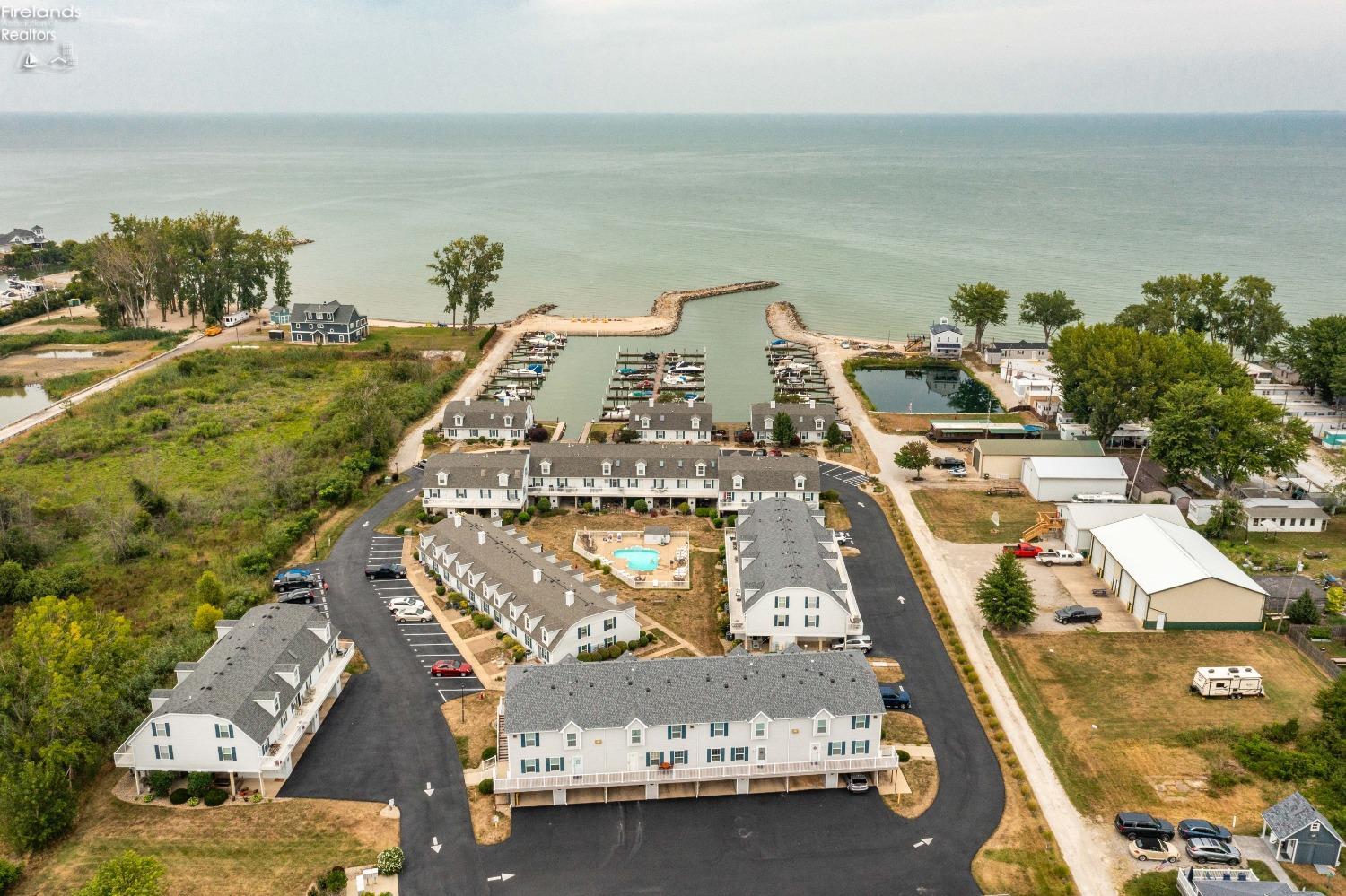 47 N Schooner Point