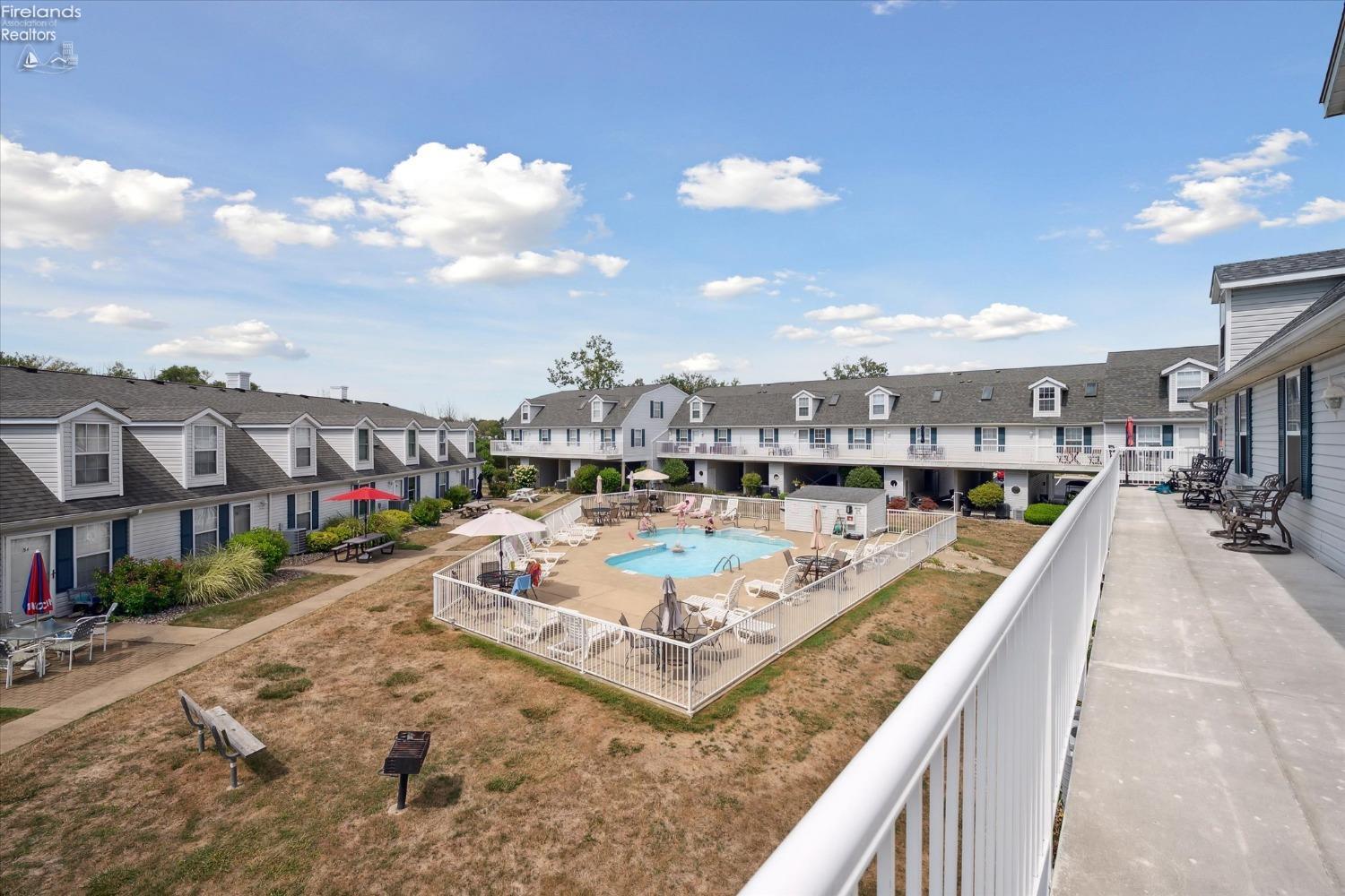47 N Schooner Point