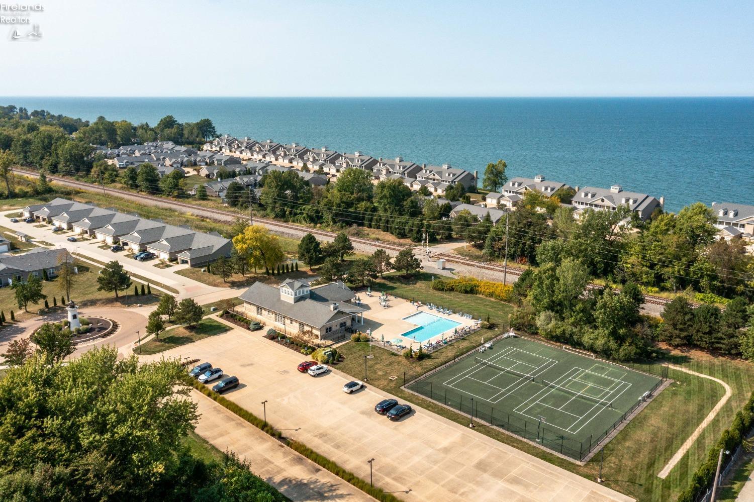 2884 Whispering Shores