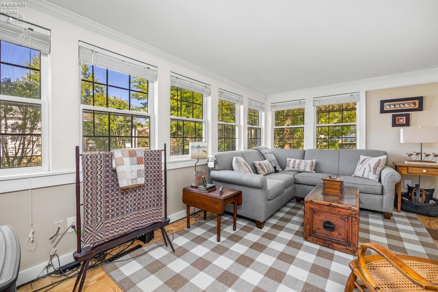 113 W Iroquois Trail