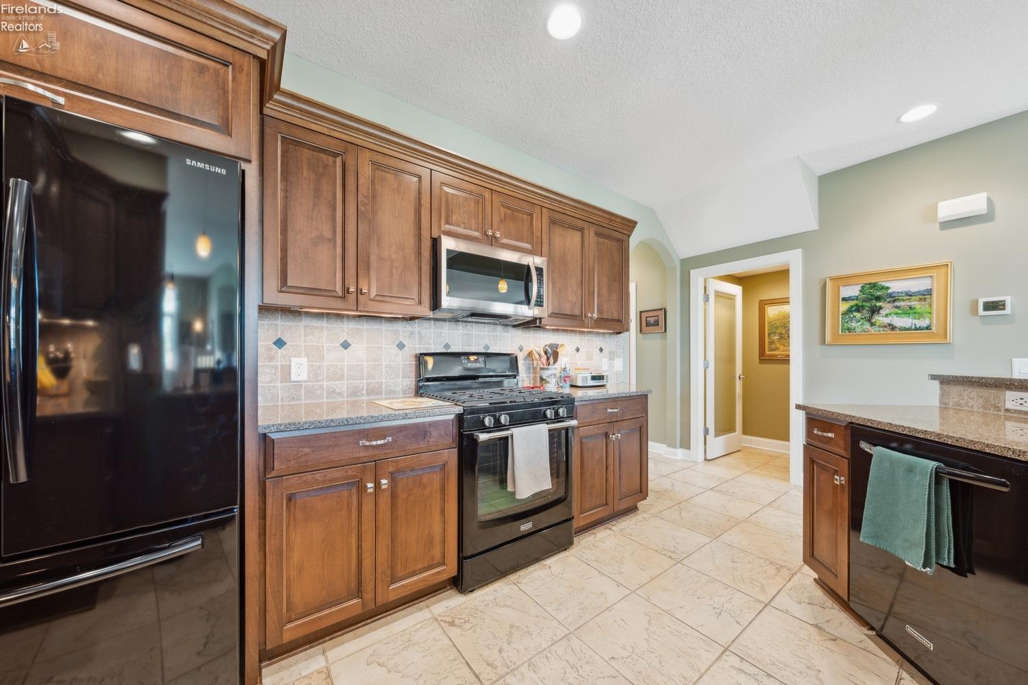 1509 Northpoint Drive 3-1